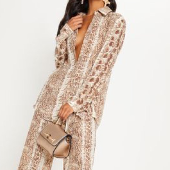 Brown Snake Print Oversized Shirt - Picture 4 of 5